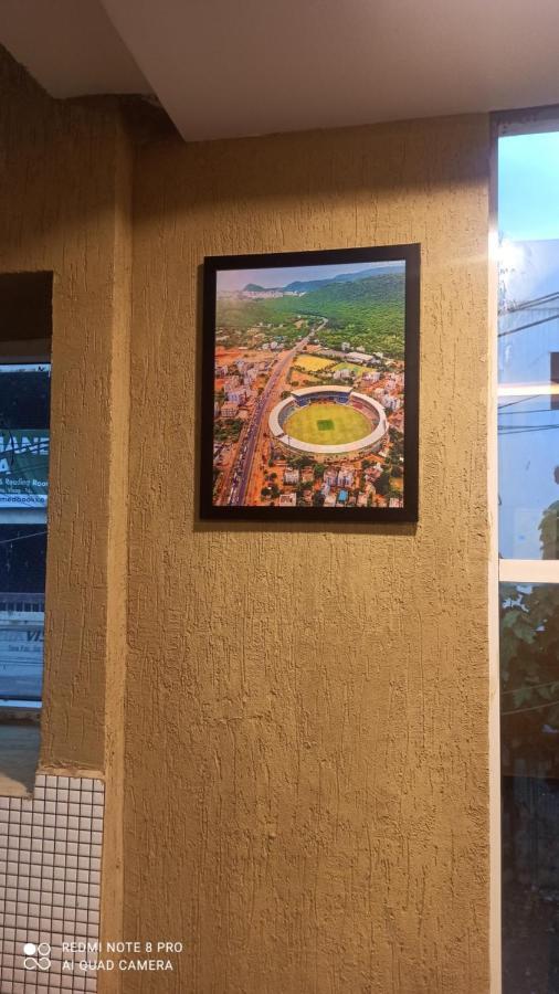 Hotel E Lodge Visakhapatnam Luaran gambar
